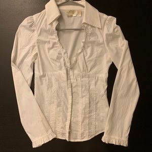 White v neck blouse